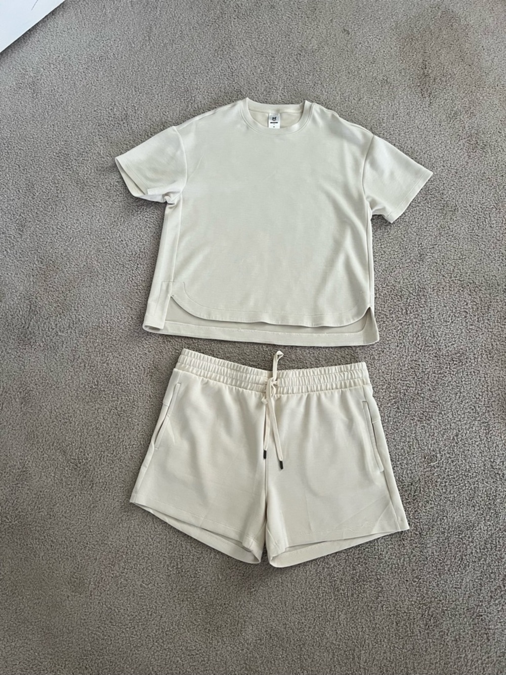 Women's Relaxed Tee & Drawstring Shorts Set - Cream